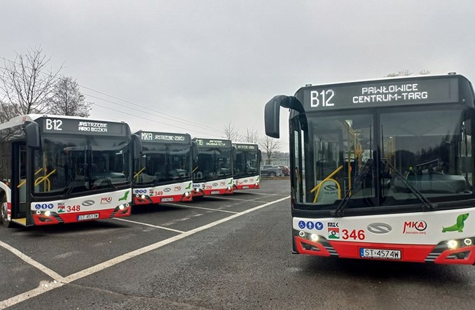 Nowe Solarisy Debiutuj Na Ulicach Jastrz Bia Zdroju Transport Publiczny