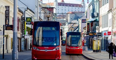 Bratysława kupuje tramwaje długie jak basen olimpijski