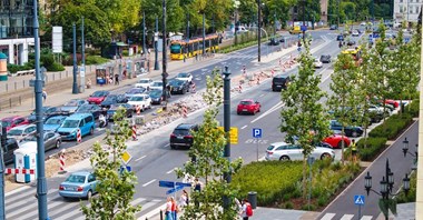 Warszawa: Mniej asfaltu i więcej zieleni na placu Bankowym