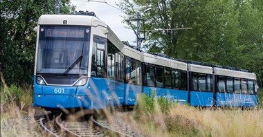 Do Göteborga przyjechały pierwsze nowe długie tramwaje Alstomu