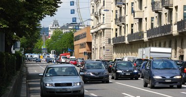 Mieszkańcy Zurychu chcą więcej miejsca na drzewa i rowery