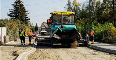 Powiat buduje drogę rowerową z Koluszek do Łodzi 