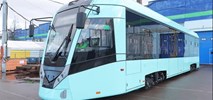 Mińsk z nowymi tramwajami niskopodłogowymi od Biełkommunmasza