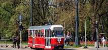 Warszawa. Kolorowy i tramwajowy Dzień Kobiet