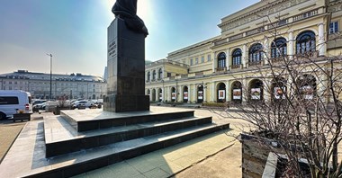 Nowy Plac Bankowy – mniej betonu, więcej zieleni